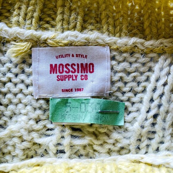 Mossimo Womens Cable Knit Pullover Sweater u Junior Size Large Yellow Green - Picture 5 of 5